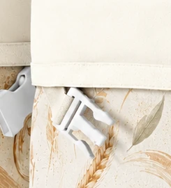 Original Amazon close-up of the white side-release buckle.